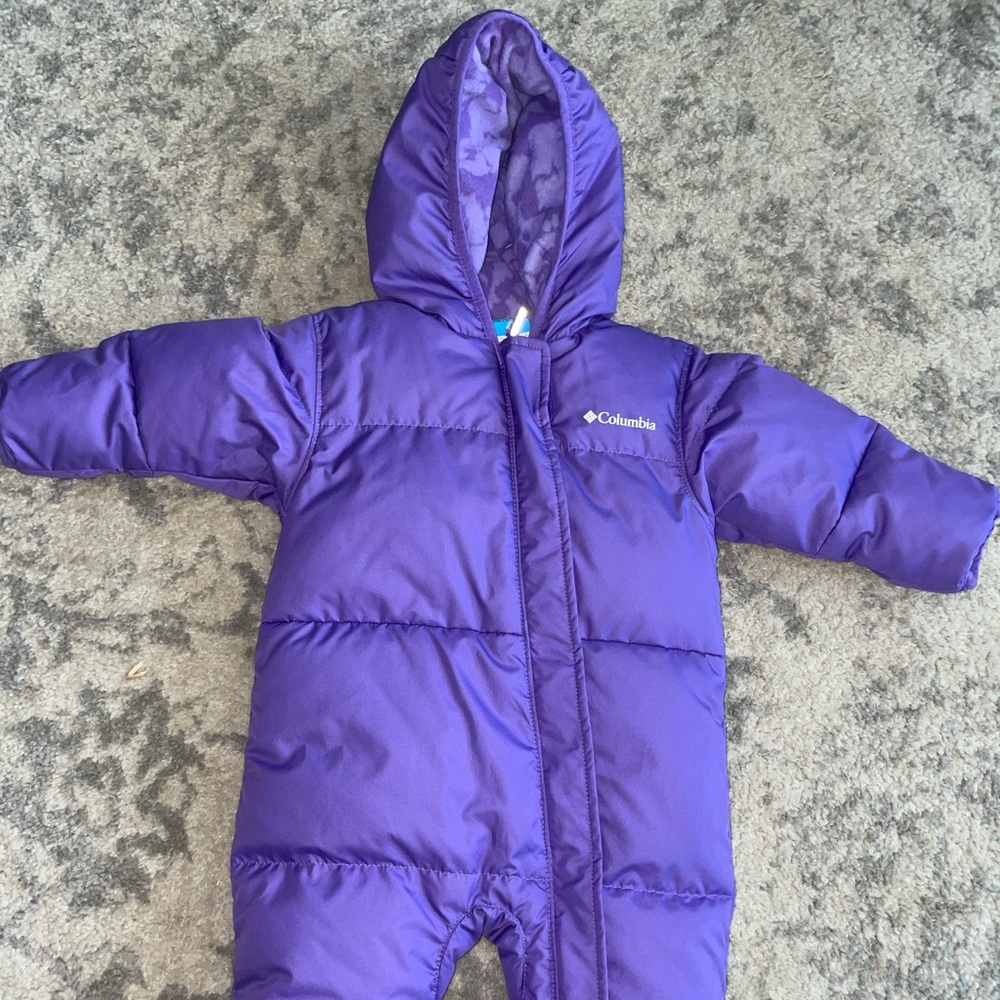 Columbia “Snuggly Bunny” bunting